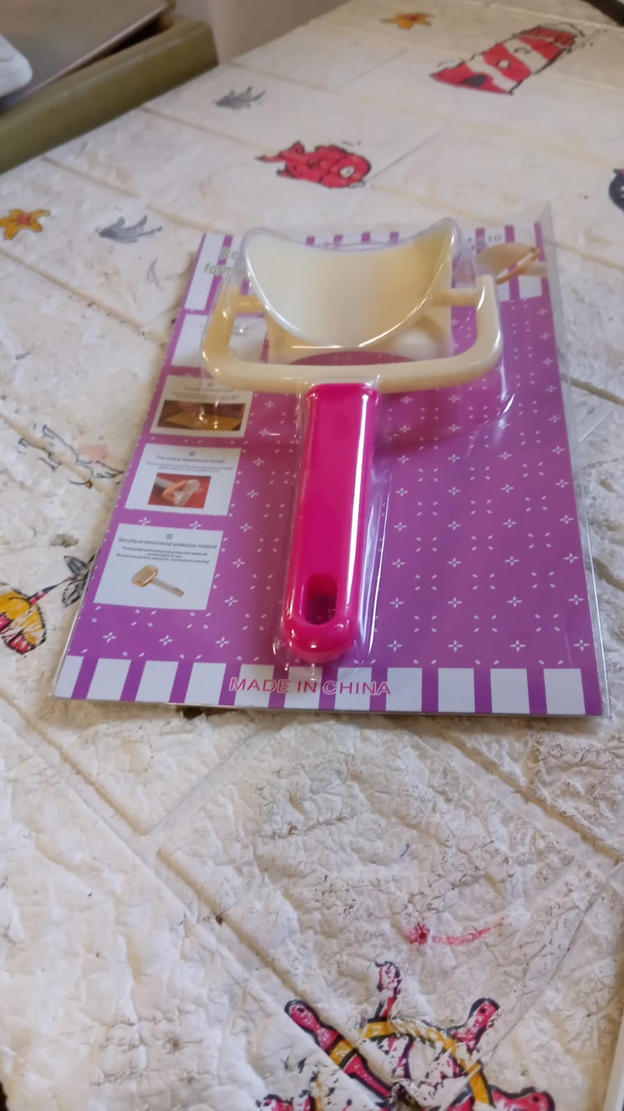 Multipurpose Dough Cutter Roller Tool for Baking & Puri Making (1pc)