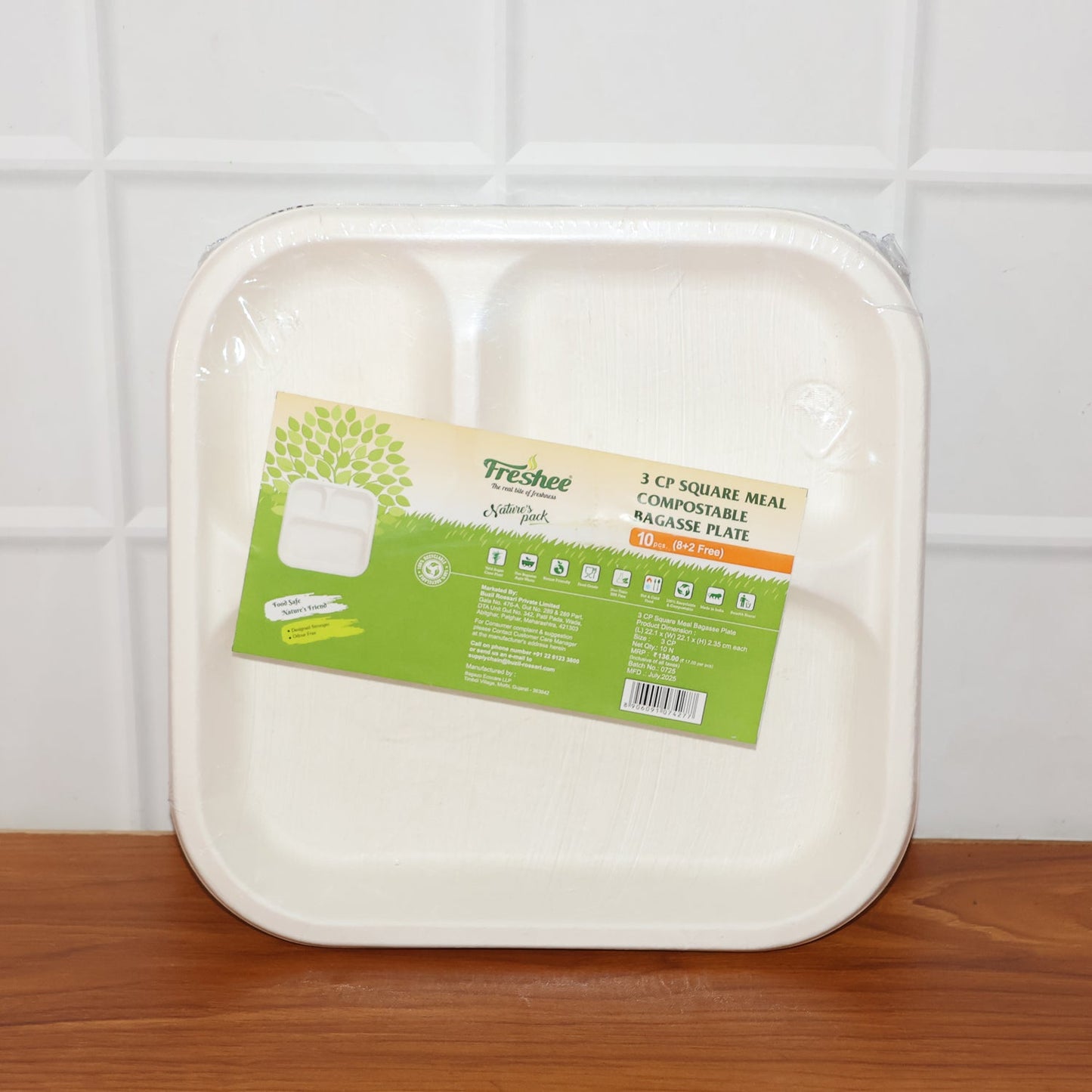 Vegnar Compostable Bagasse 3-Compartment Square Meal Plate