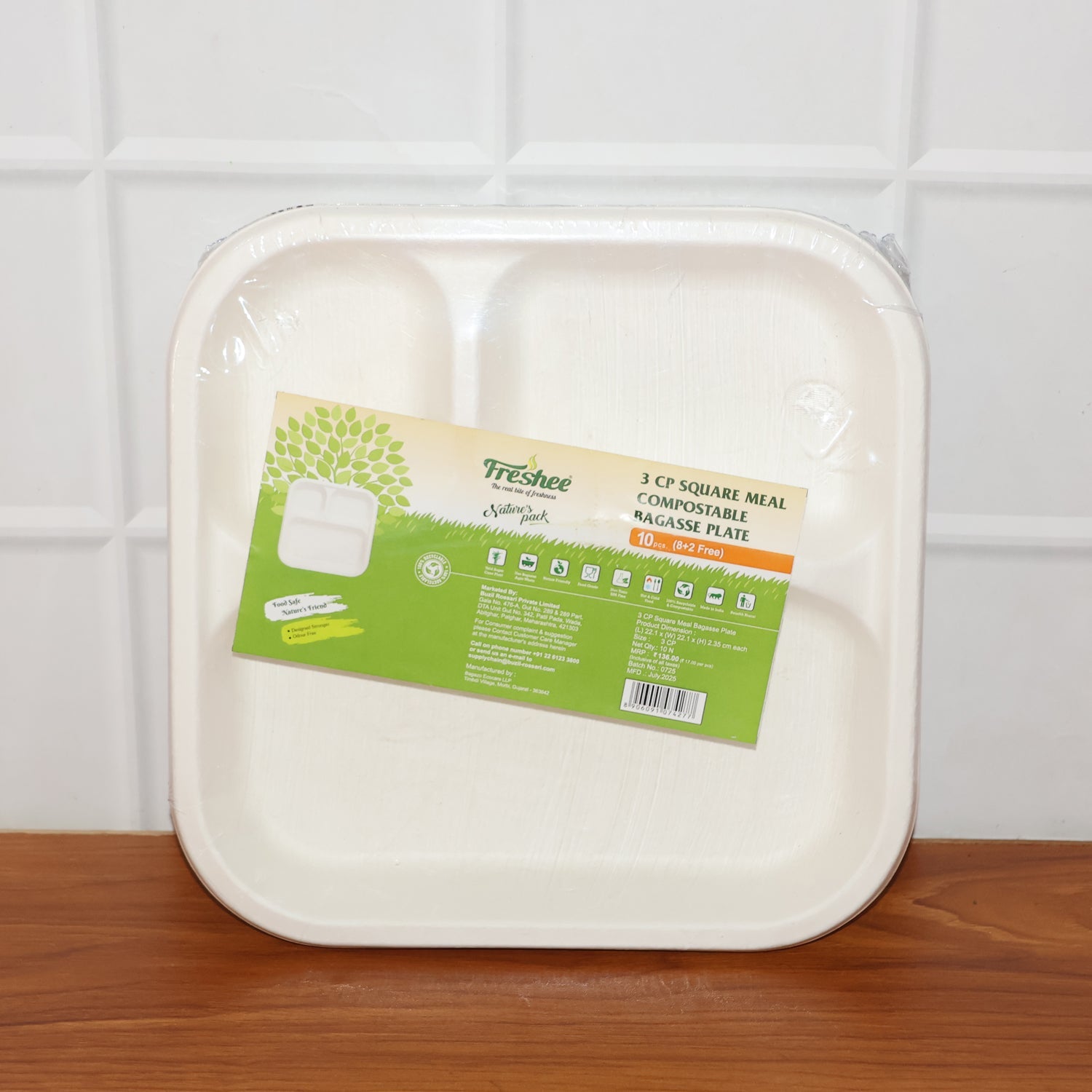 Vegnar Compostable Bagasse 3-Compartment Square Meal Plate
