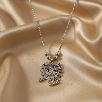 Ethnic silver necklace        
